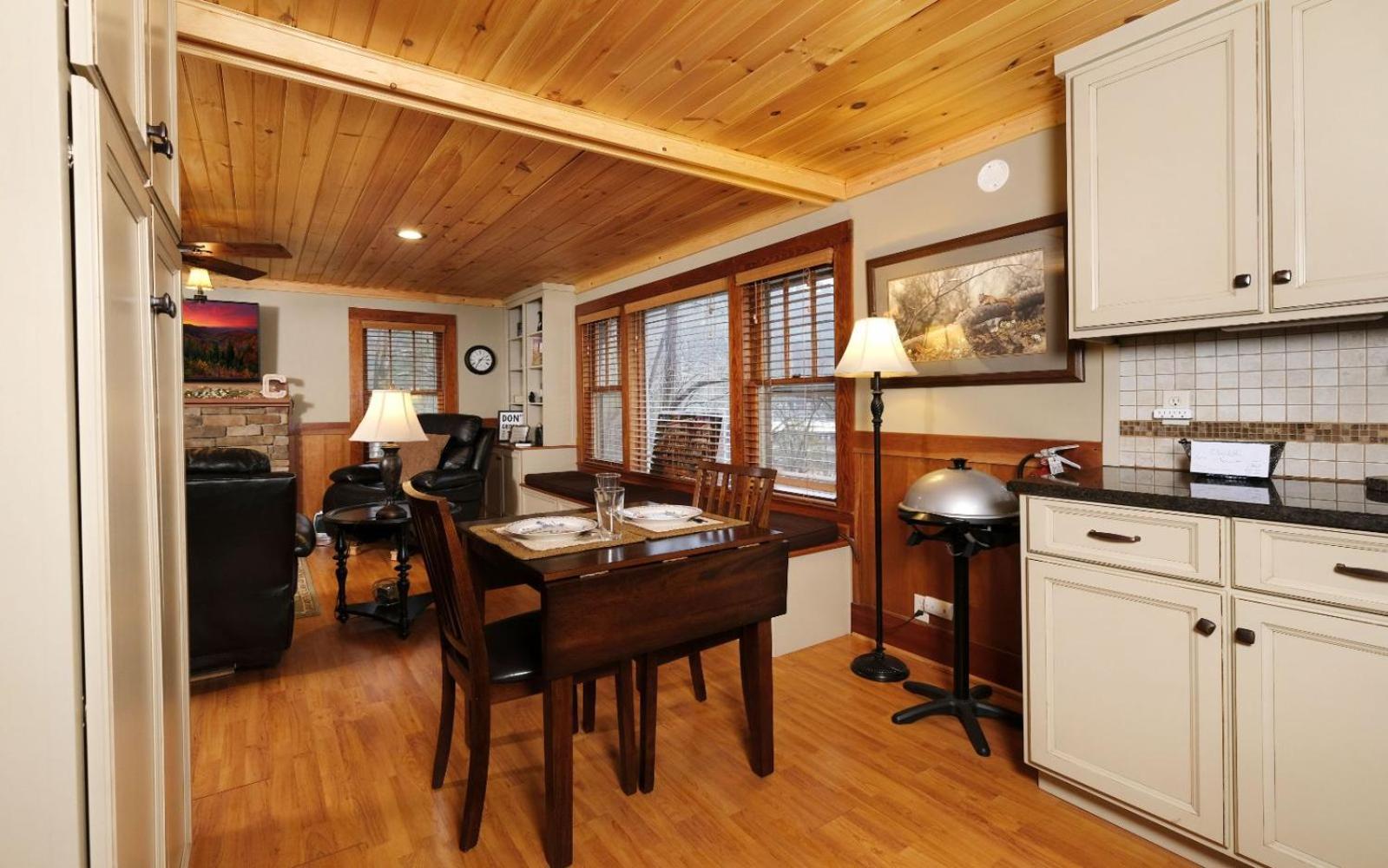 Karens Cozy Cottage Gatlinburg Buitenkant foto