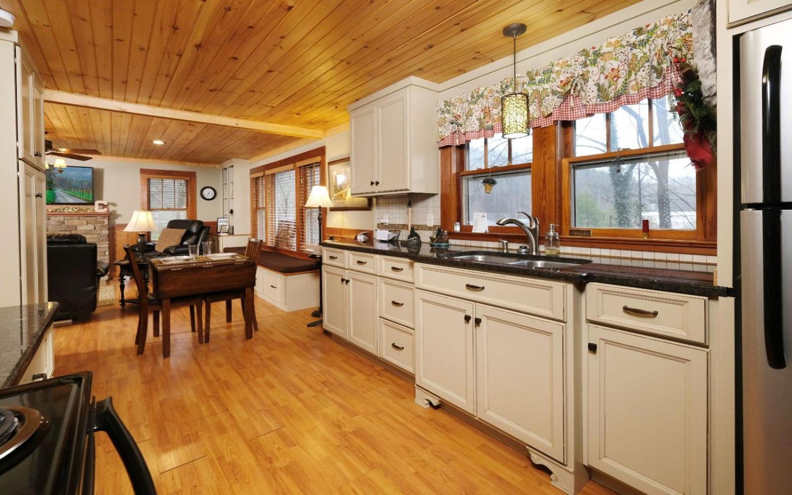Karens Cozy Cottage Gatlinburg Buitenkant foto